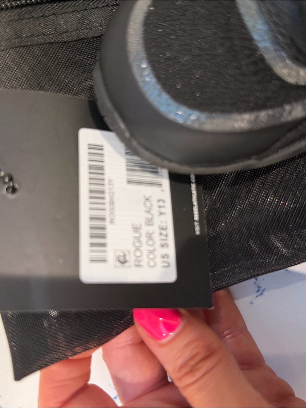 Rebel athletic cheer rouge shoe in black - Picture 6 of 7